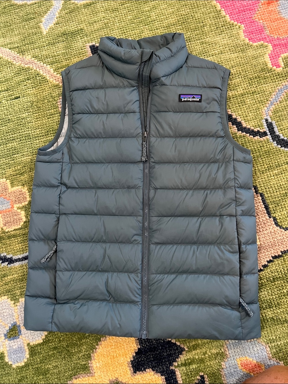 Patagonia Youth Puffer Vest in Grey